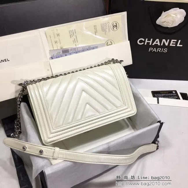 香奈兒CHANEL竭誠精品CHANEL大號67086經典最新款 單肩斜挎鏈條包 DSC1401